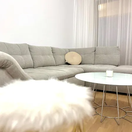 Mountain Retreat Apartament *